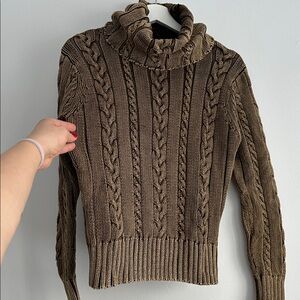 JEANNE PIERRE Gold Knit turtle neck Sweater Small